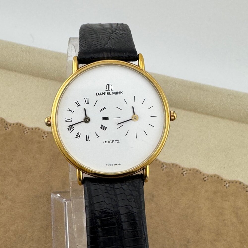 Vintage Stunning Daniel Mink Dual Time Swiss Made Watch a thin 5.5MM